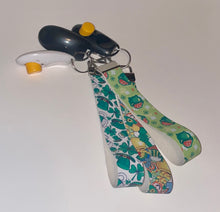 Load image into Gallery viewer, Training Clickers