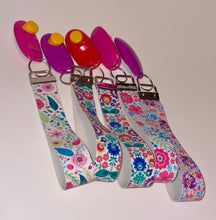 Load image into Gallery viewer, Training Clickers