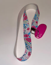 Load image into Gallery viewer, Training Clickers