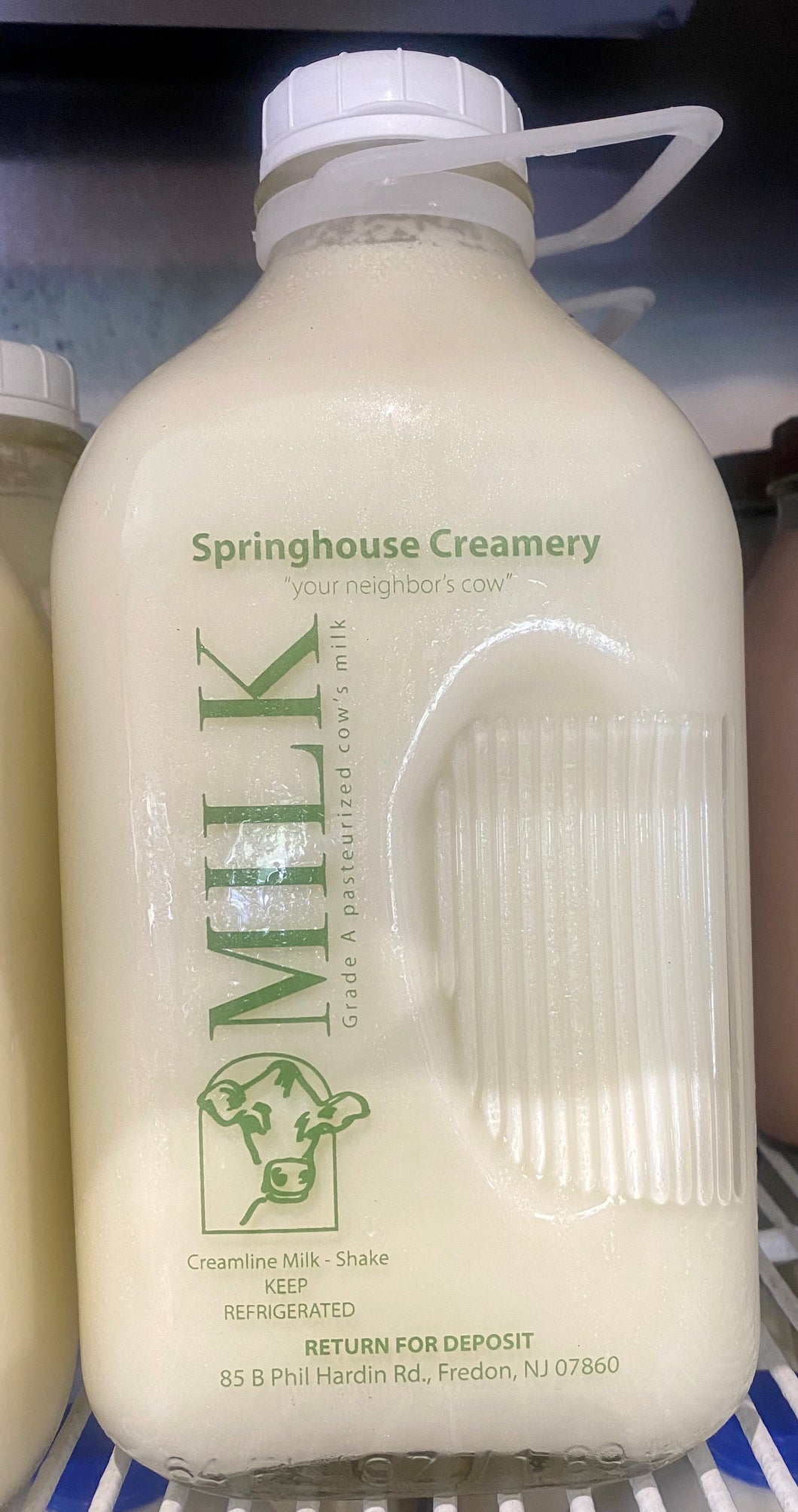 Glass 1/2 gallon of creamline whole milk w/return